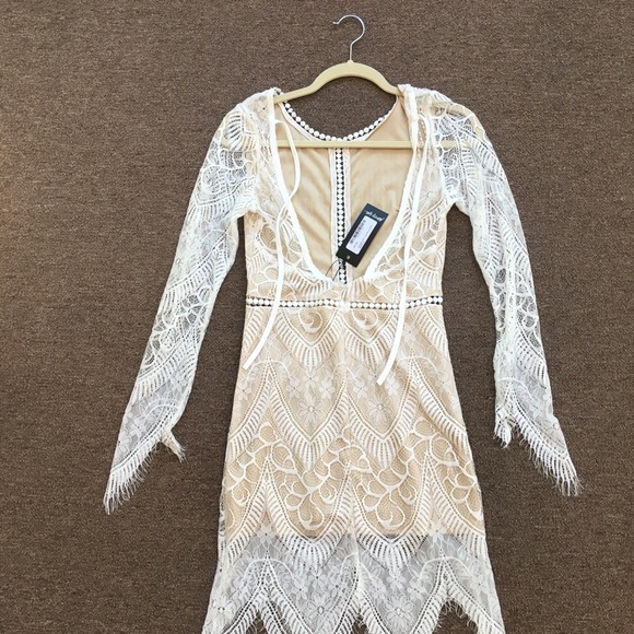 Nasty Gal NWT Eyelash Lace Long Sleeve Dress US 6 - Picture 5 of 7